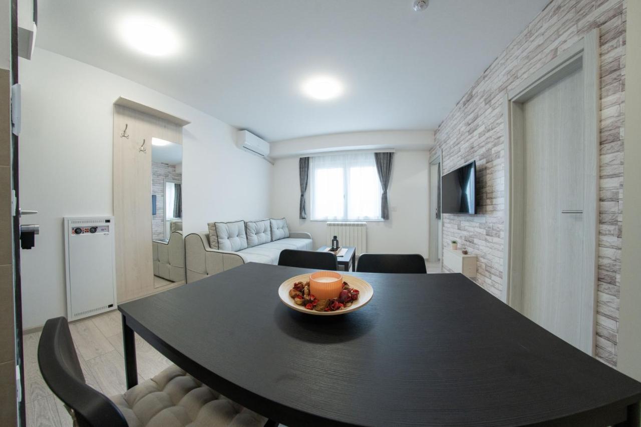 Pegasus Apartments Belgrado Exterior foto